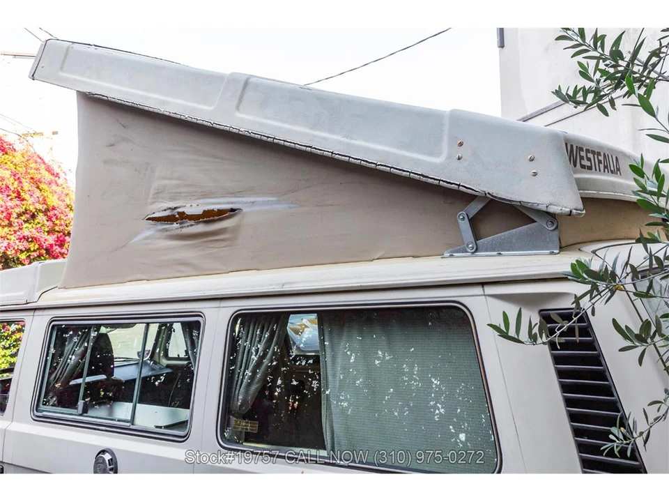 1982 Volkswagen Vanagon - Image 16 of 31