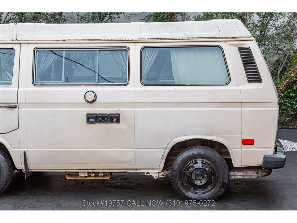 1982 Volkswagen Vanagon - Image 13 of 31