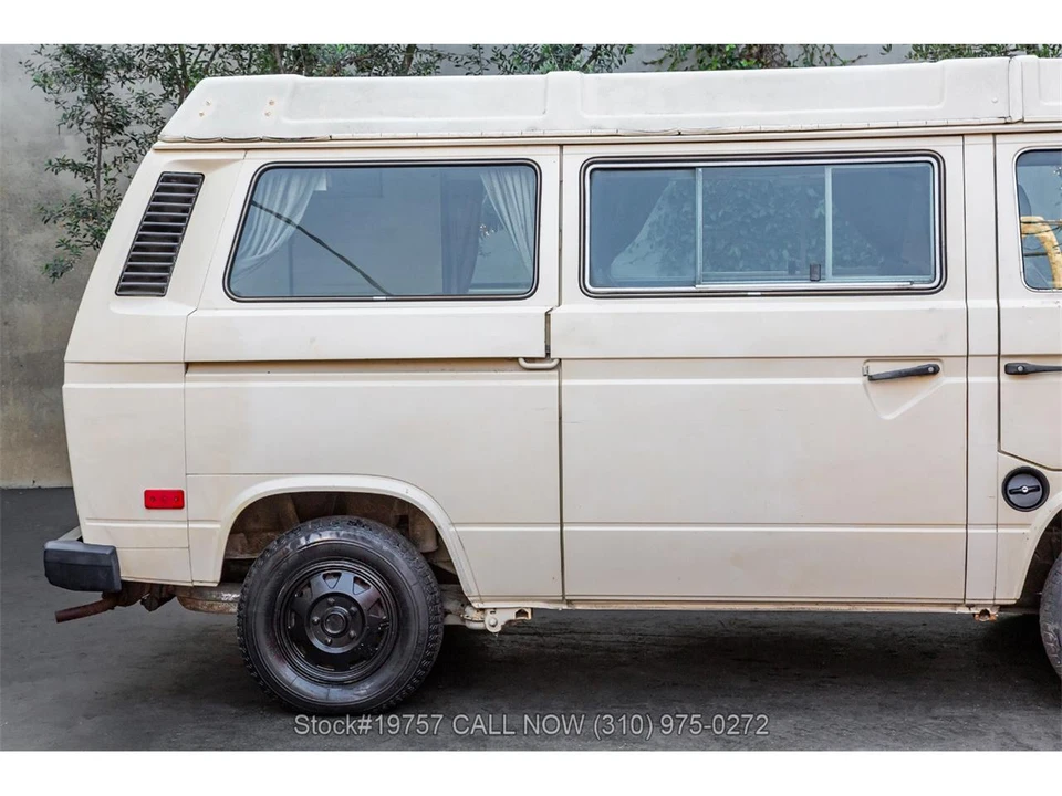 1982 Volkswagen Vanagon - Image 11 of 31