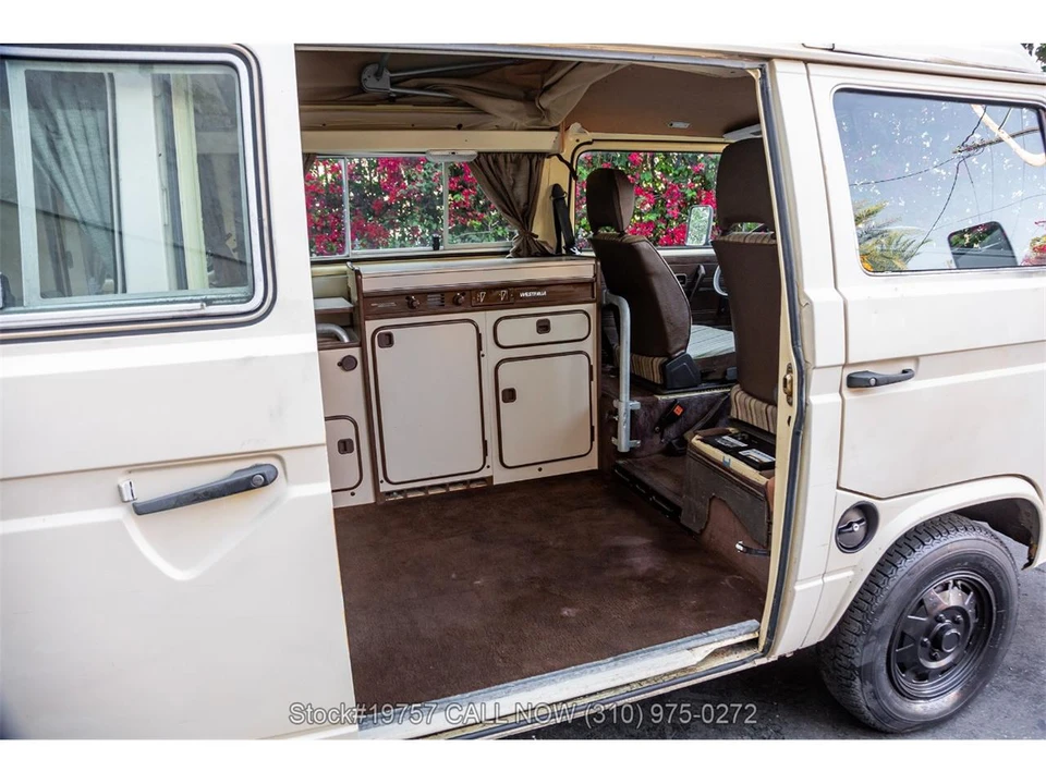 1982 Volkswagen Vanagon - Image 25 of 31