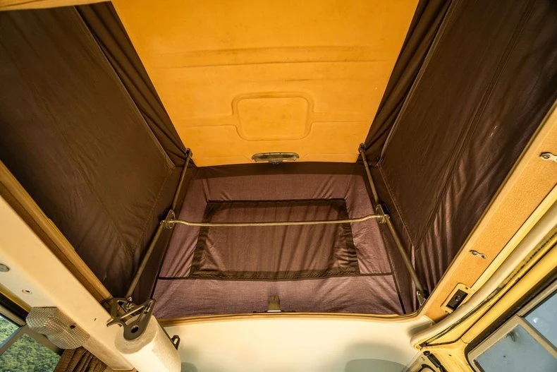 1982 Volkswagen Vanagon - Image 18 of 31