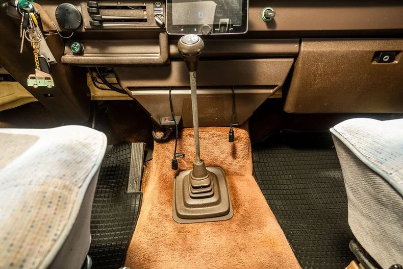 1982 Volkswagen Vanagon - Image 15 of 31