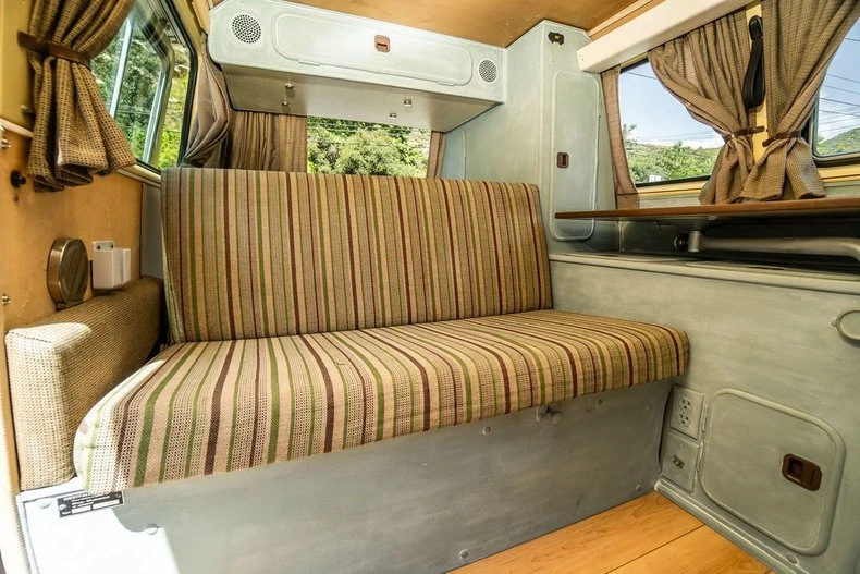 1982 Volkswagen Vanagon - Image 17 of 31