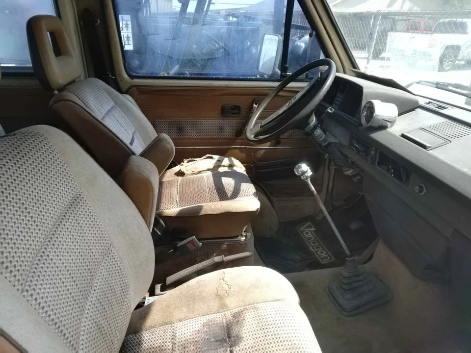 1982 Volkswagen EuroVan - Image 8 of 9