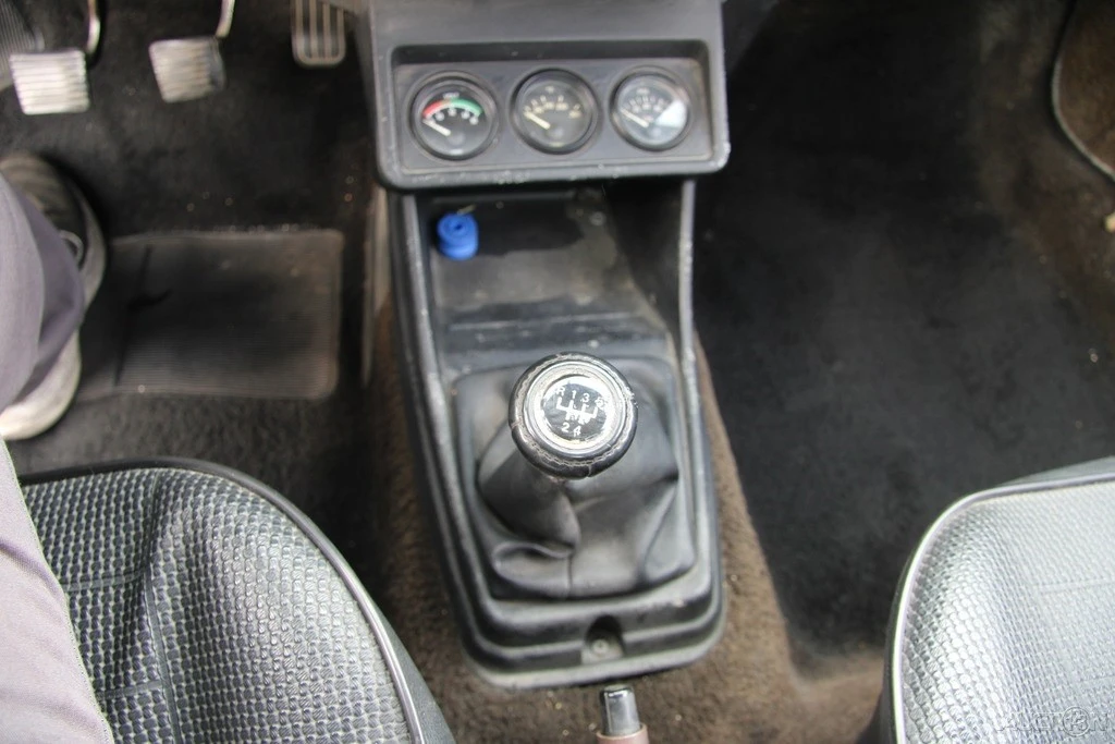1982 Volkswagen Caddy/Rabbit Pickup - Image 17 of 21