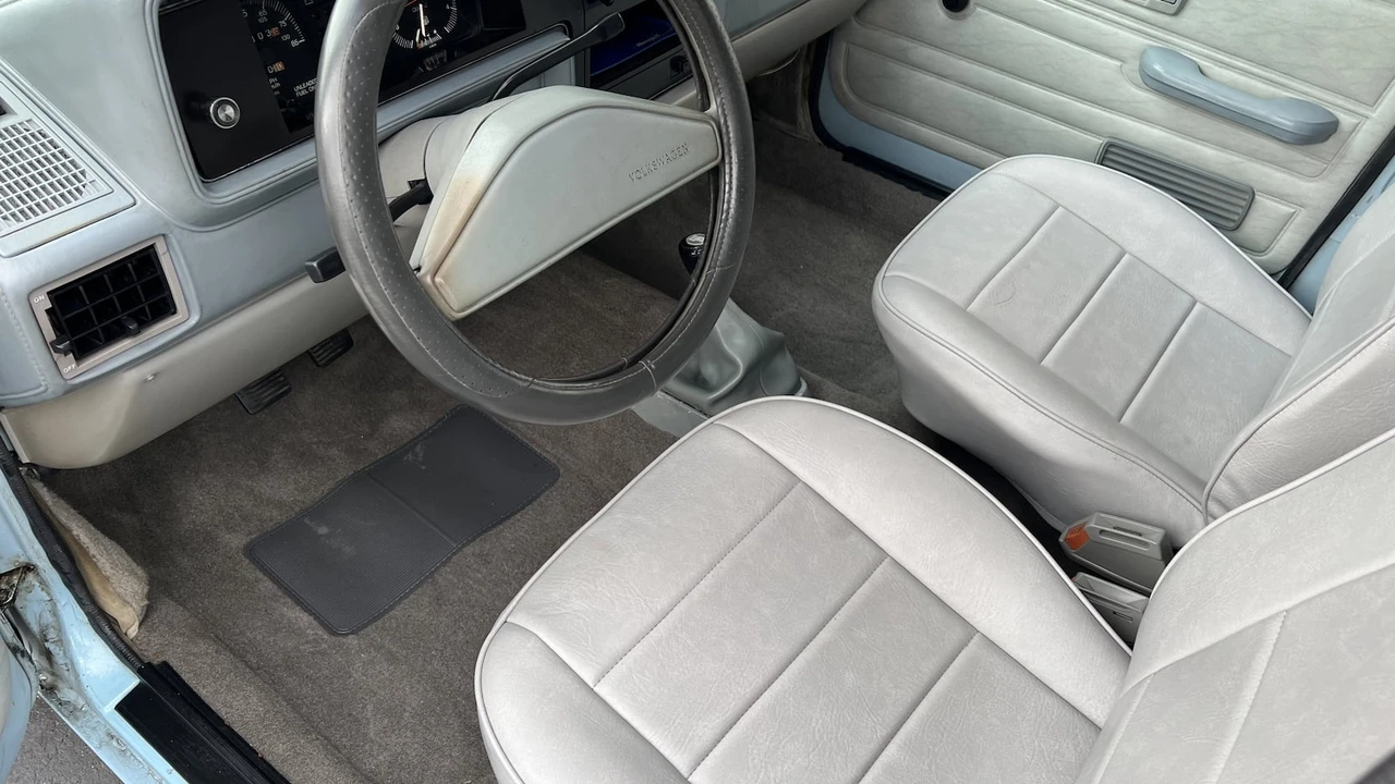 1982 Volkswagen Caddy/Rabbit Pickup - Image 5 of 8