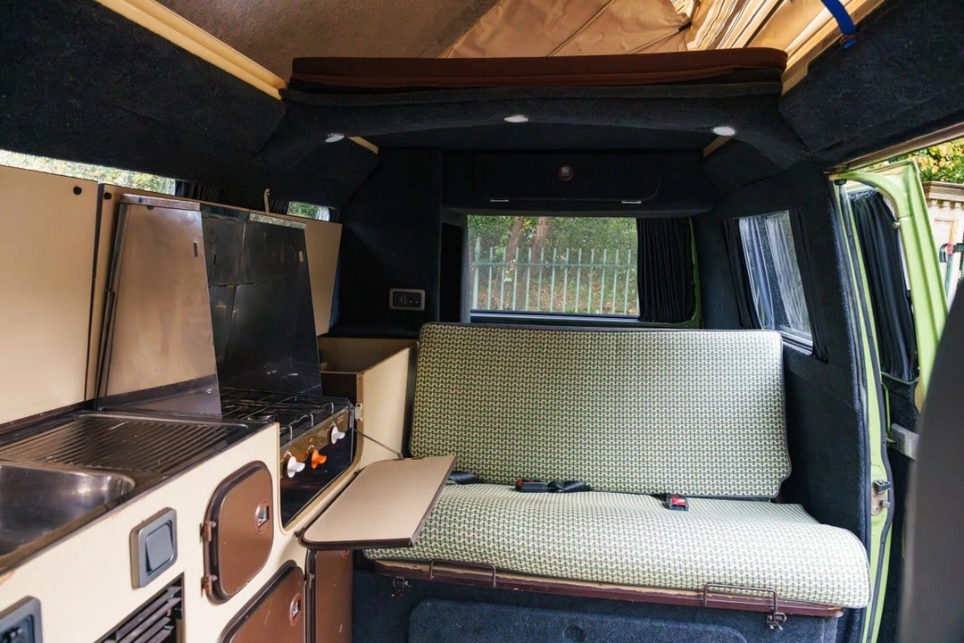 1982 Volkswagen Vanagon - Image 13 of 30