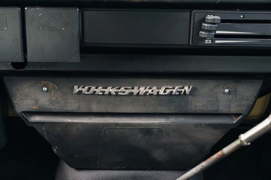 1982 Volkswagen Vanagon - Image 10 of 30