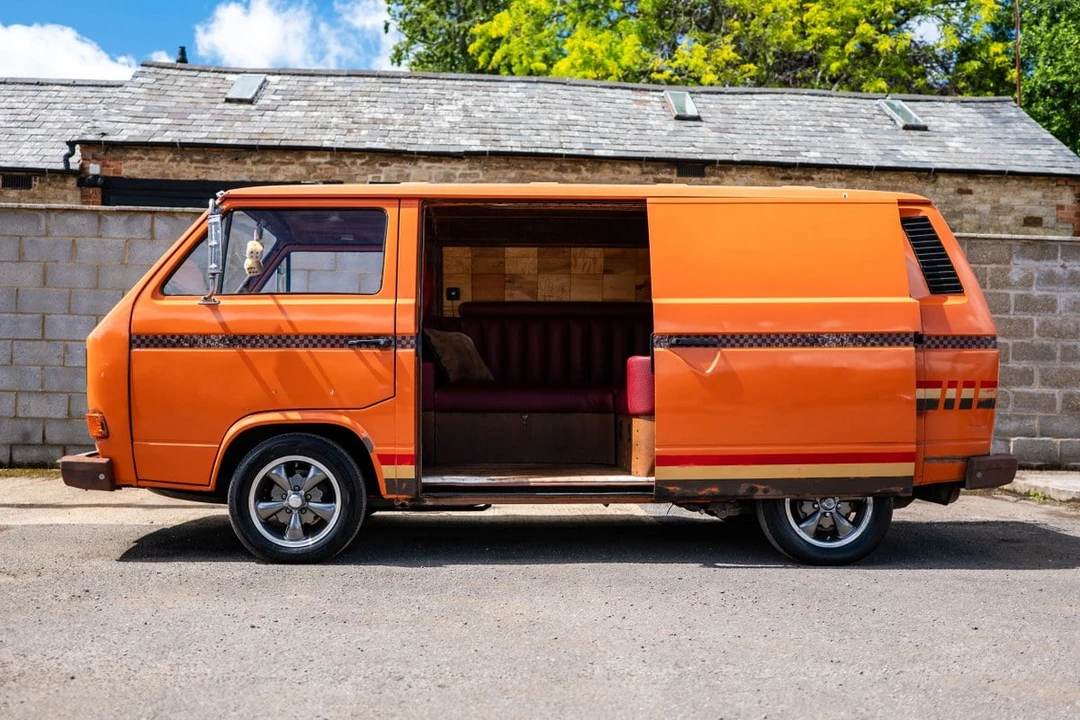 1982 Volkswagen Vanagon - Image 10 of 31