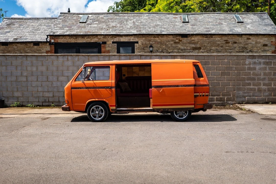1982 Volkswagen Vanagon - Image 11 of 31