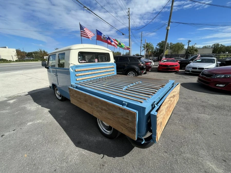 1982 Volkswagen Bay-Window Pickup - Image 6 of 18