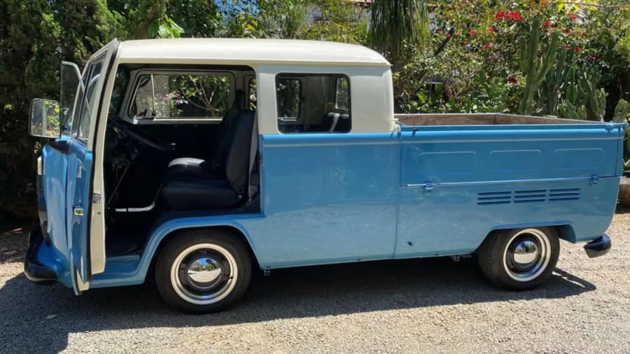 1982 Volkswagen Bay-Window Pickup - Image 6 of 10