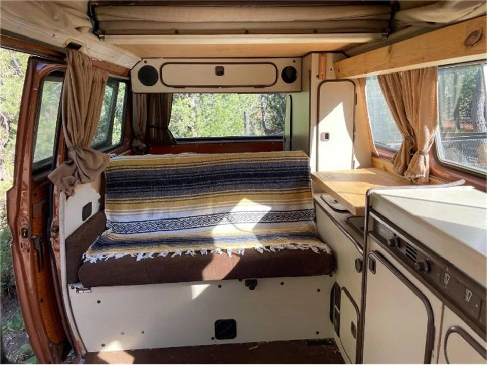 1982 Volkswagen Vanagon - Image 6 of 13
