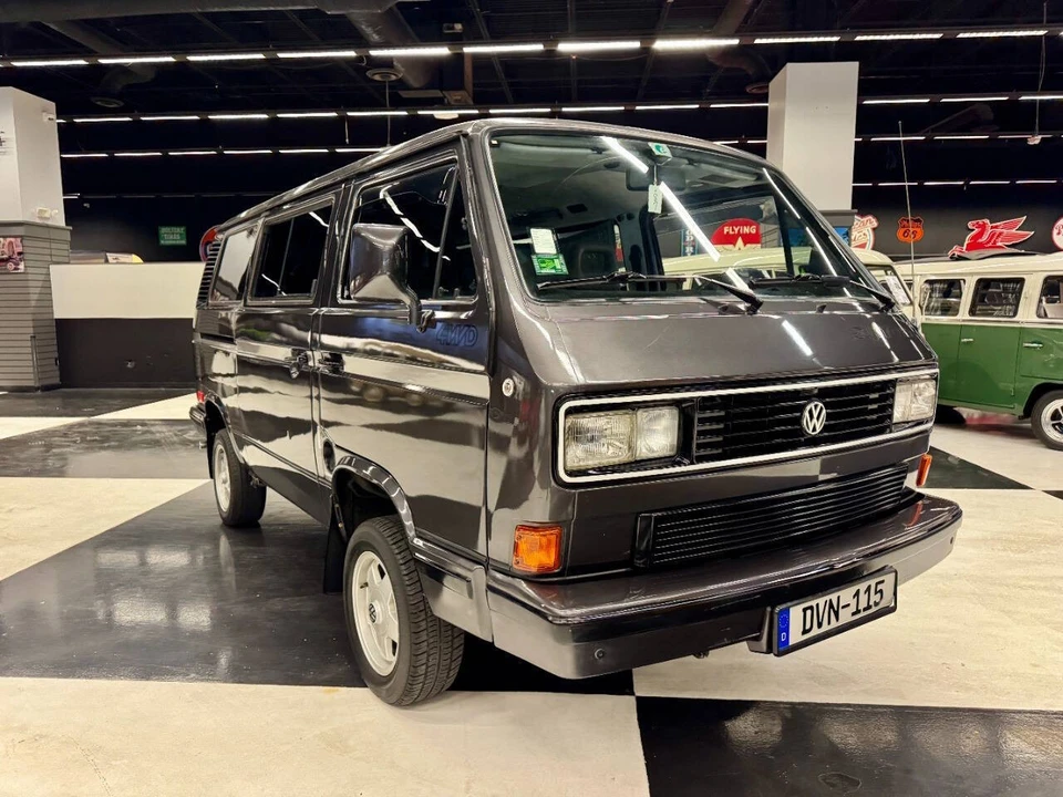 1982 Volkswagen Vanagon - Image 11 of 21