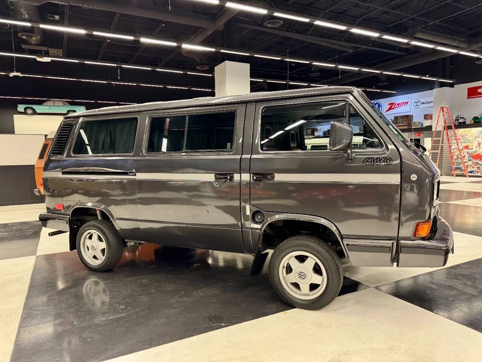 1982 Volkswagen Vanagon - Image 9 of 21