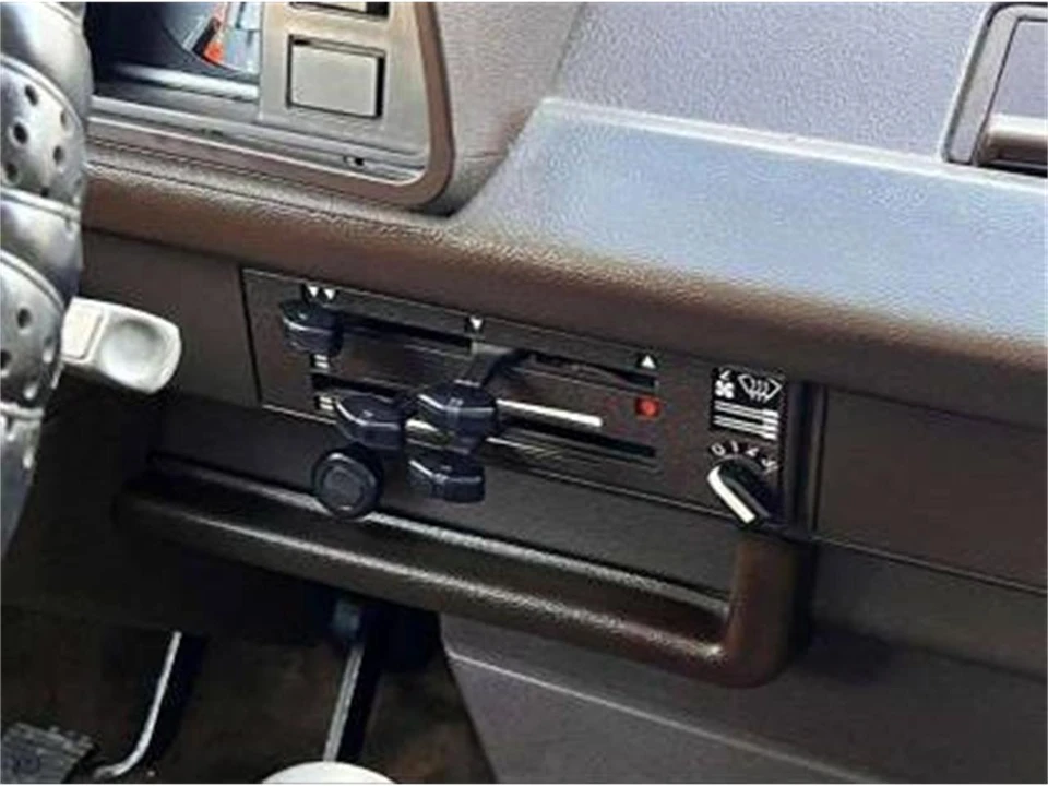 1982 Volkswagen Vanagon - Image 4 of 11