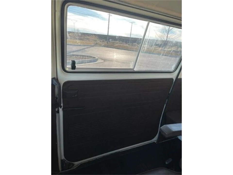 1982 Volkswagen Vanagon - Image 9 of 27
