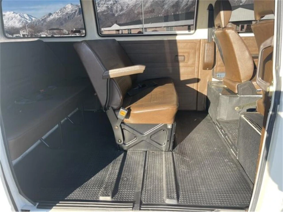 1982 Volkswagen Vanagon - Image 14 of 27