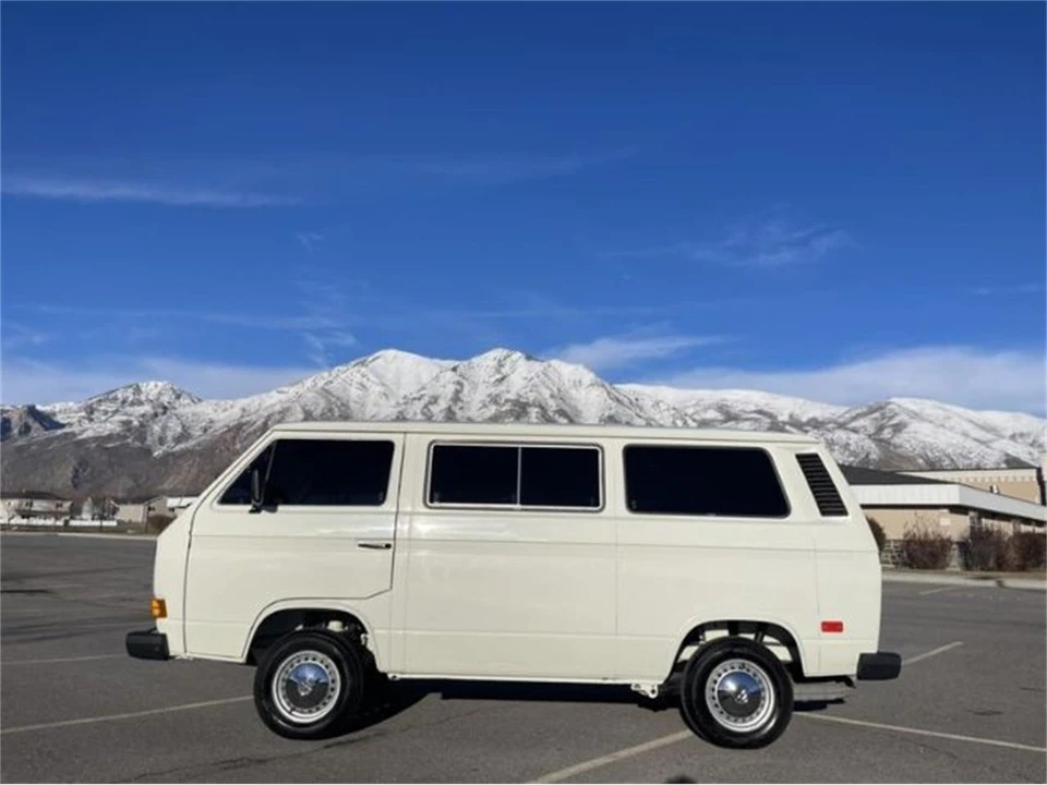 1982 Volkswagen Vanagon - Image 24 of 27