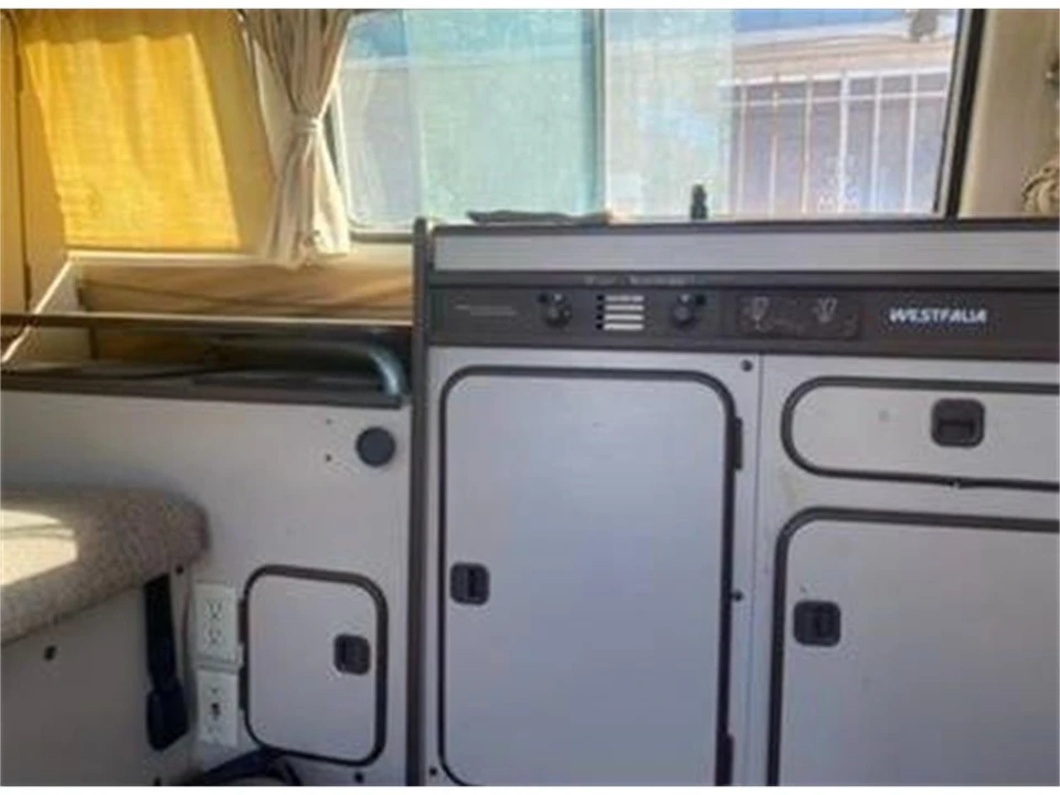 1982 Volkswagen Vanagon - Image 6 of 19