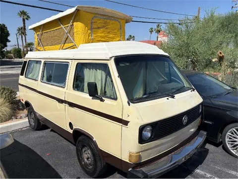 1982 Volkswagen Vanagon Westfalia Riviera Pop-Top Camper