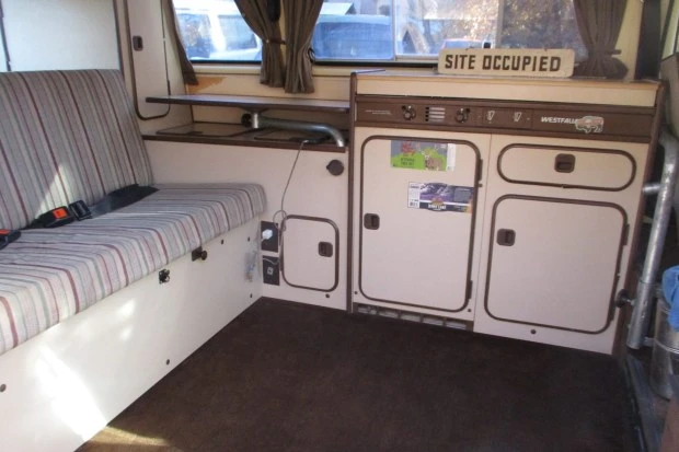 1982 Volkswagen EuroVan - Image 5 of 8
