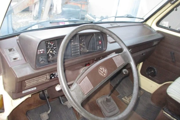 1982 Volkswagen EuroVan - Image 6 of 8