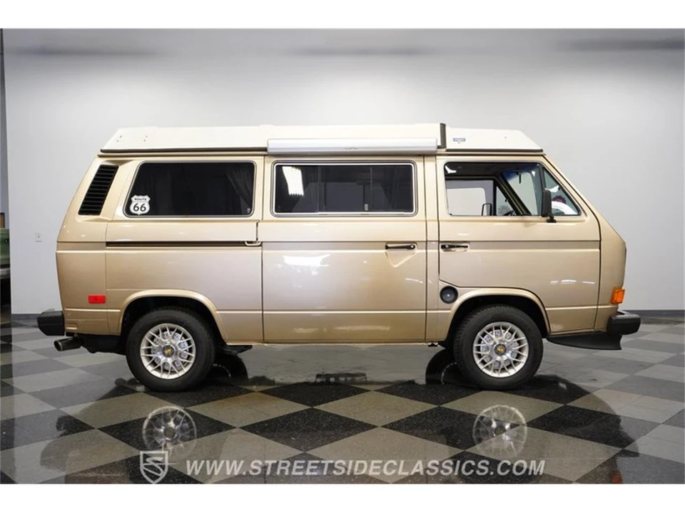 1982 Volkswagen Vanagon - Image 13 of 31