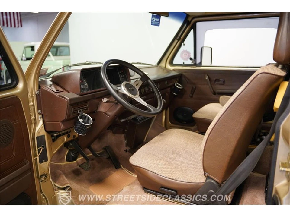 1982 Volkswagen Vanagon - Image 2 of 31