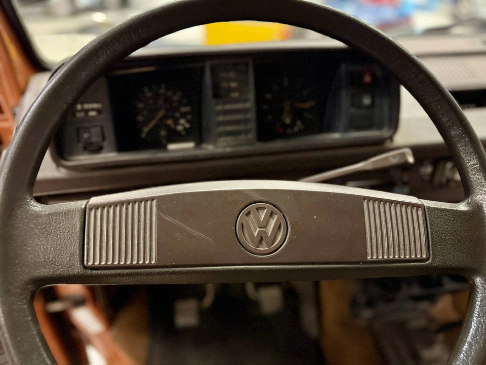 1982 Volkswagen EuroVan - Image 10 of 21