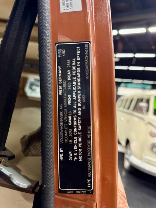 1982 Volkswagen EuroVan - Image 13 of 21