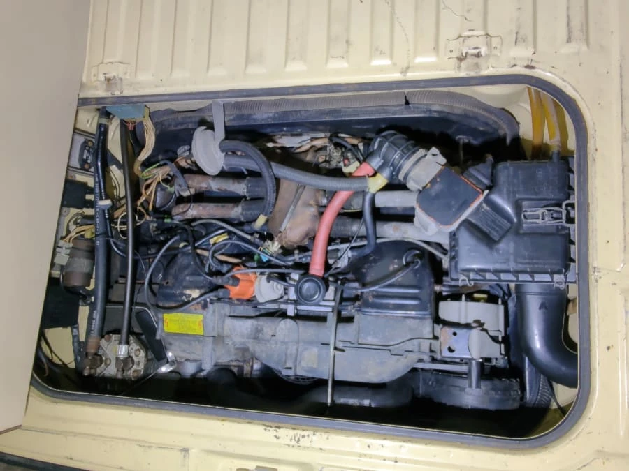 1982 Volkswagen EuroVan - Image 18 of 18