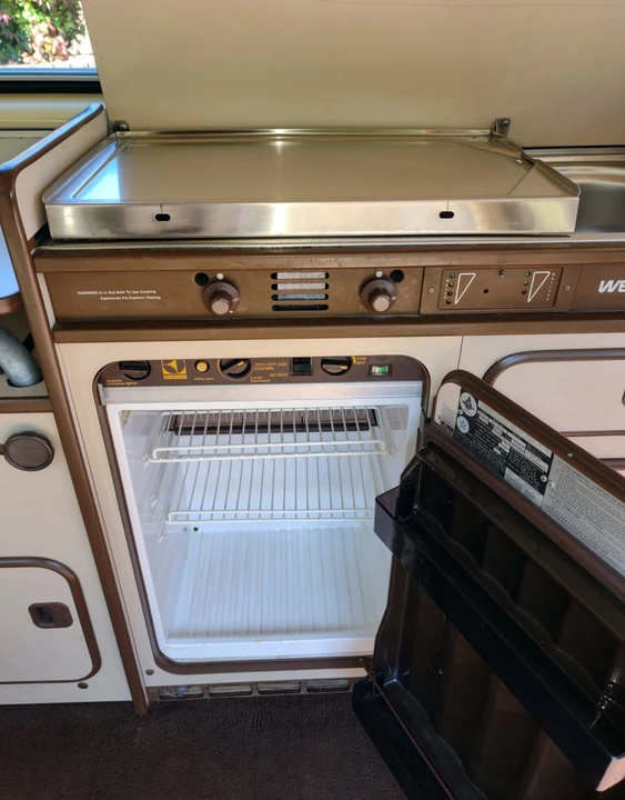 1982 Volkswagen EuroVan - Image 11 of 18