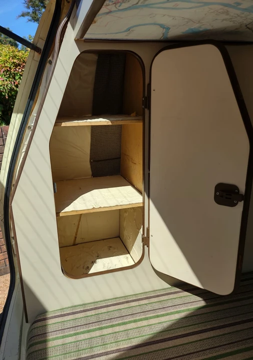 1982 Volkswagen EuroVan - Image 17 of 18