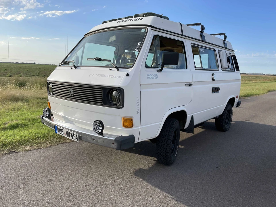 1982 Volkswagen Vanagon - Image 7 of 31