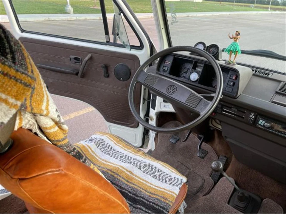 1982 Volkswagen Vanagon - Image 25 of 28