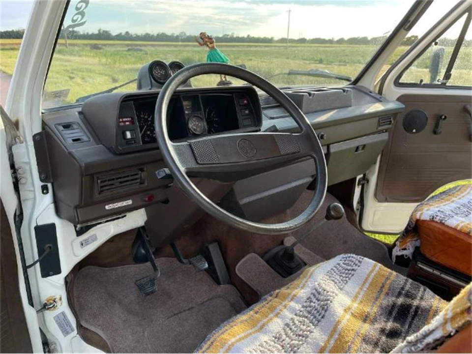 1982 Volkswagen Vanagon - Image 27 of 28