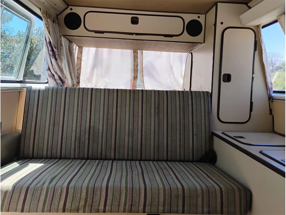 1982 Volkswagen Vanagon - Image 10 of 13
