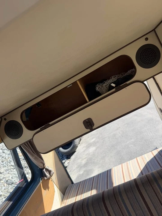 1982 Volkswagen Vanagon - Image 18 of 20