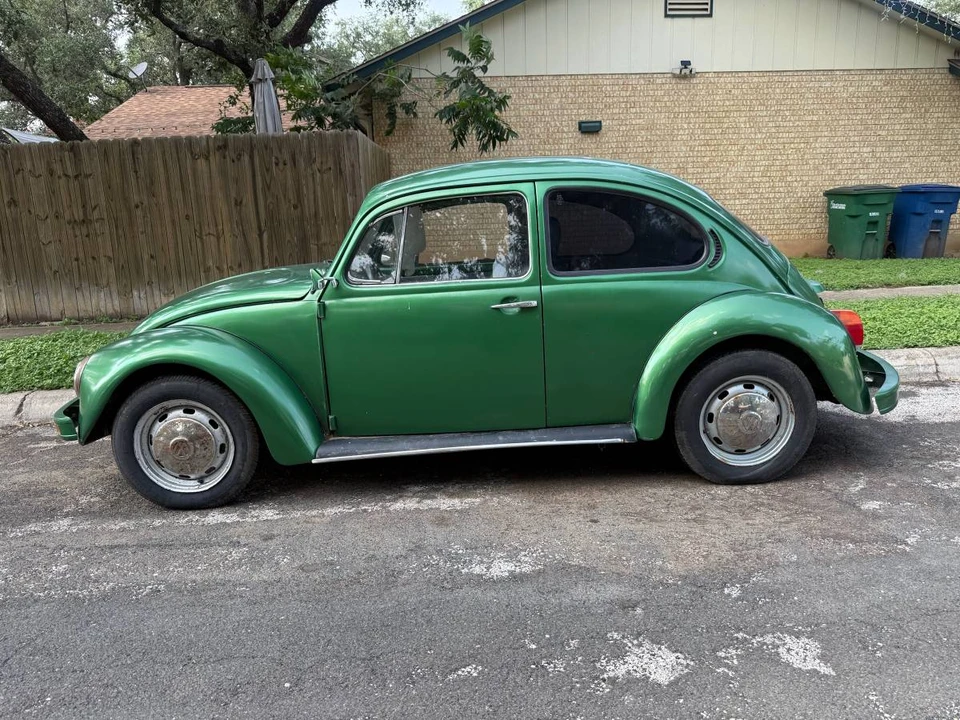 1982 Volkswagen Beetle (1980-2003) - Image 5 of 10