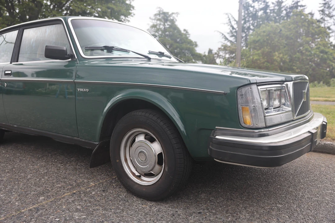 1982 Volvo 244 - Image 22 of 31