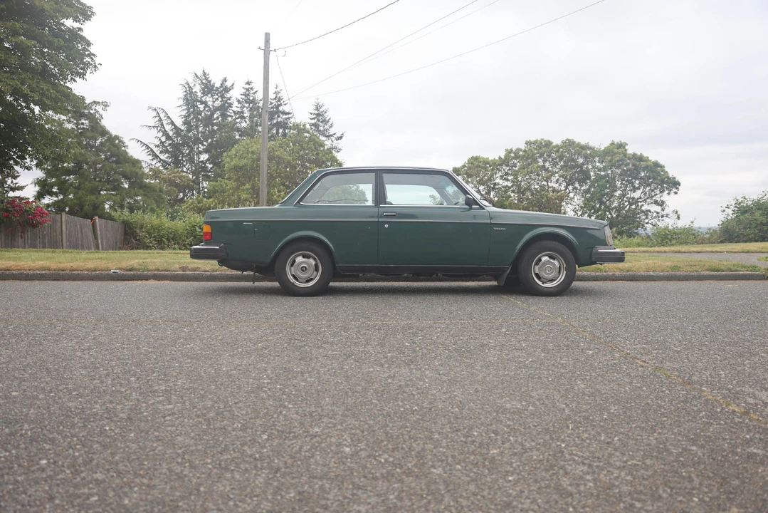 1982 Volvo 244 - Image 23 of 31