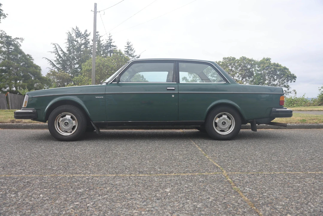 1982 Volvo 244 - Image 24 of 31