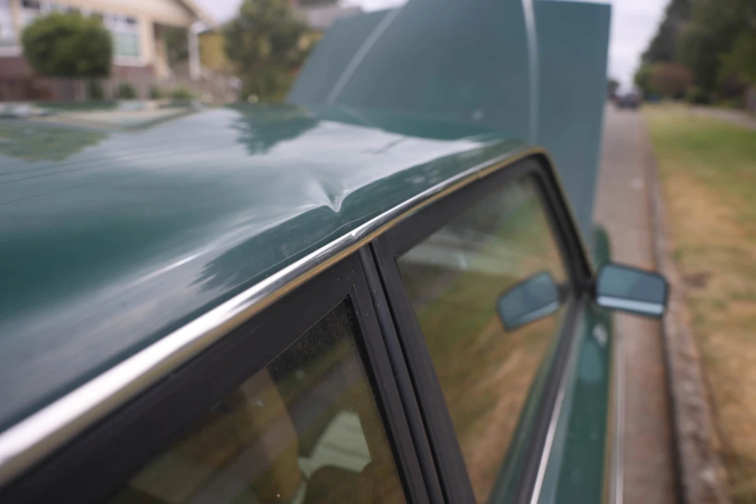 1982 Volvo 244 - Image 28 of 31