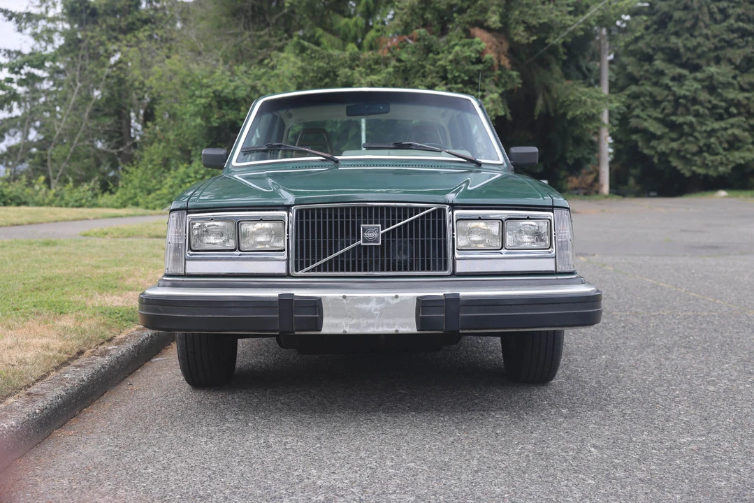 1982 Volvo 244 - Image 3 of 31