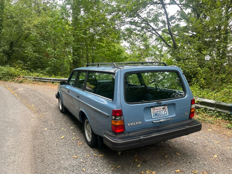 1982 Volvo 245 - Image 9 of 31