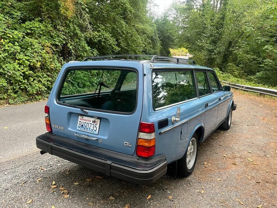 1982 Volvo 245 - Image 12 of 31