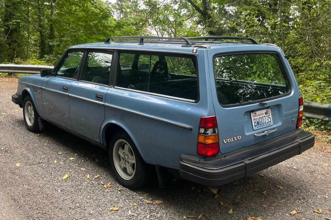 1982 Volvo 245 - Image 4 of 31