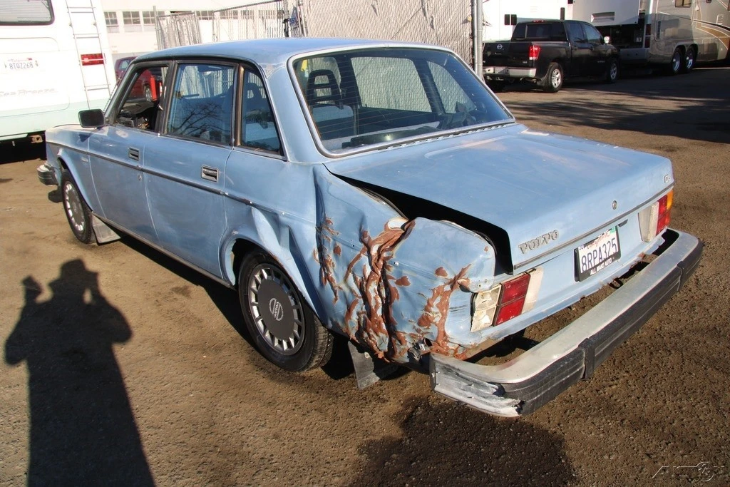 1982 Volvo 200 Series - Image 3 of 21