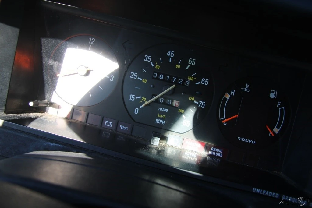 1982 Volvo 200 Series - Image 9 of 21
